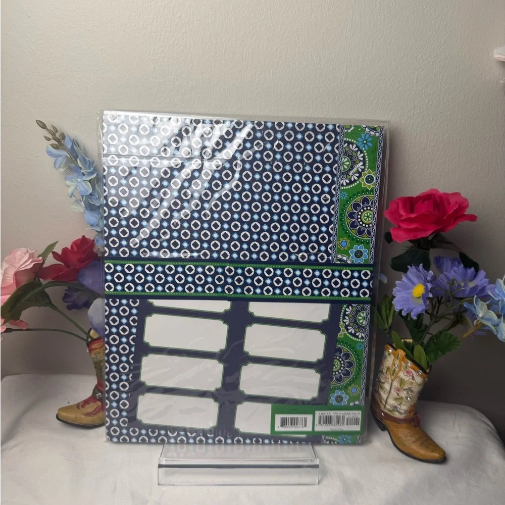 NWT Vera Bradley Cupcake Green Pocket Folders Retired Rare